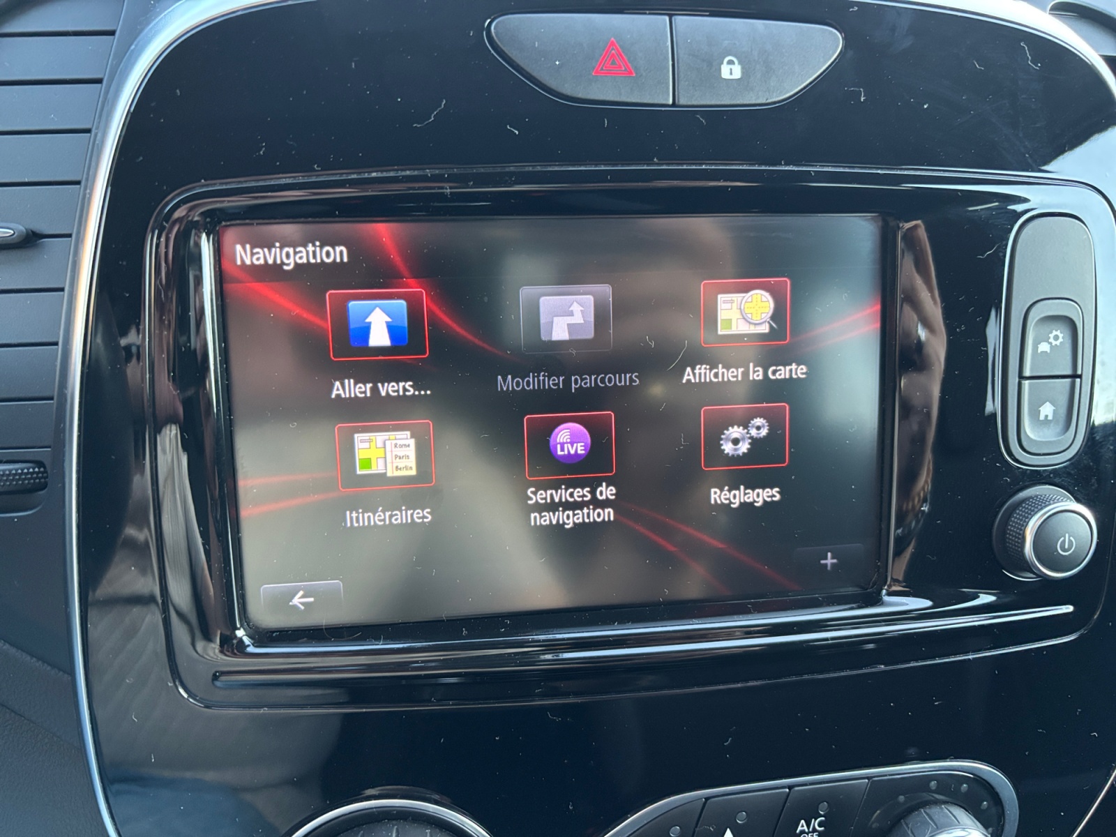 Renault Captur 24