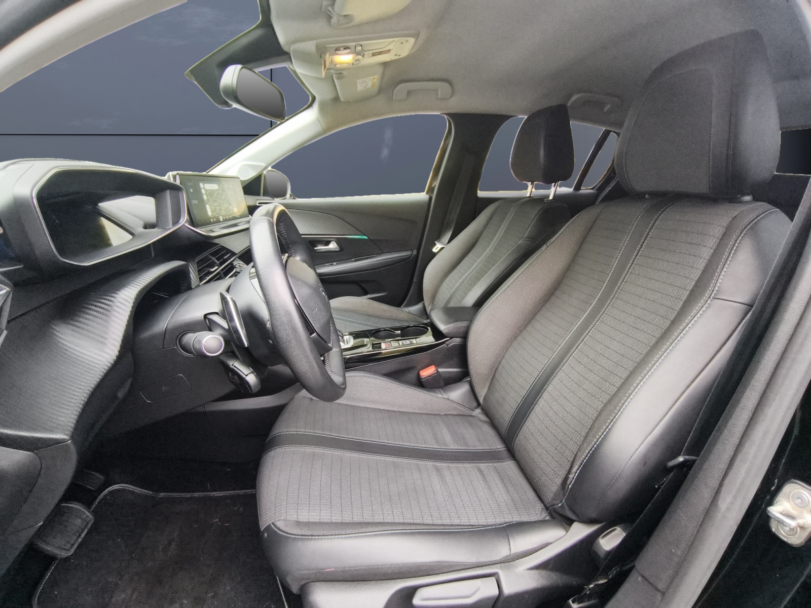 Peugeot 208 9