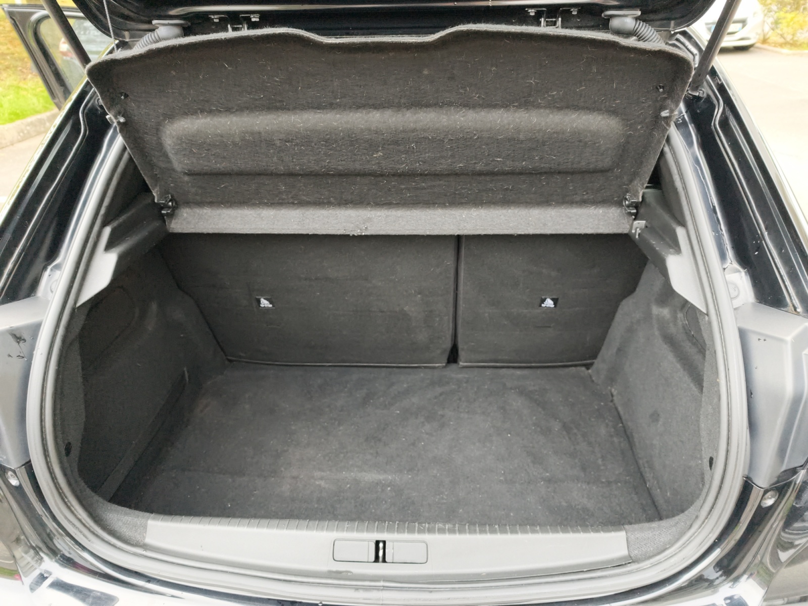 Peugeot 208 29