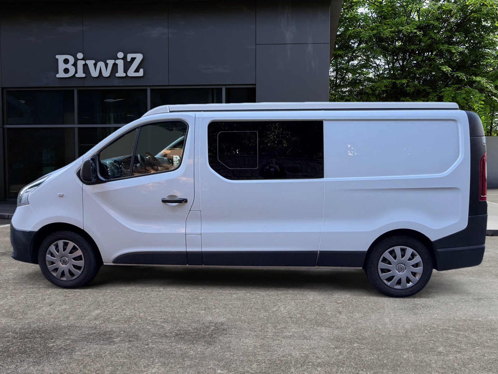 Renault Trafic Vu 1
