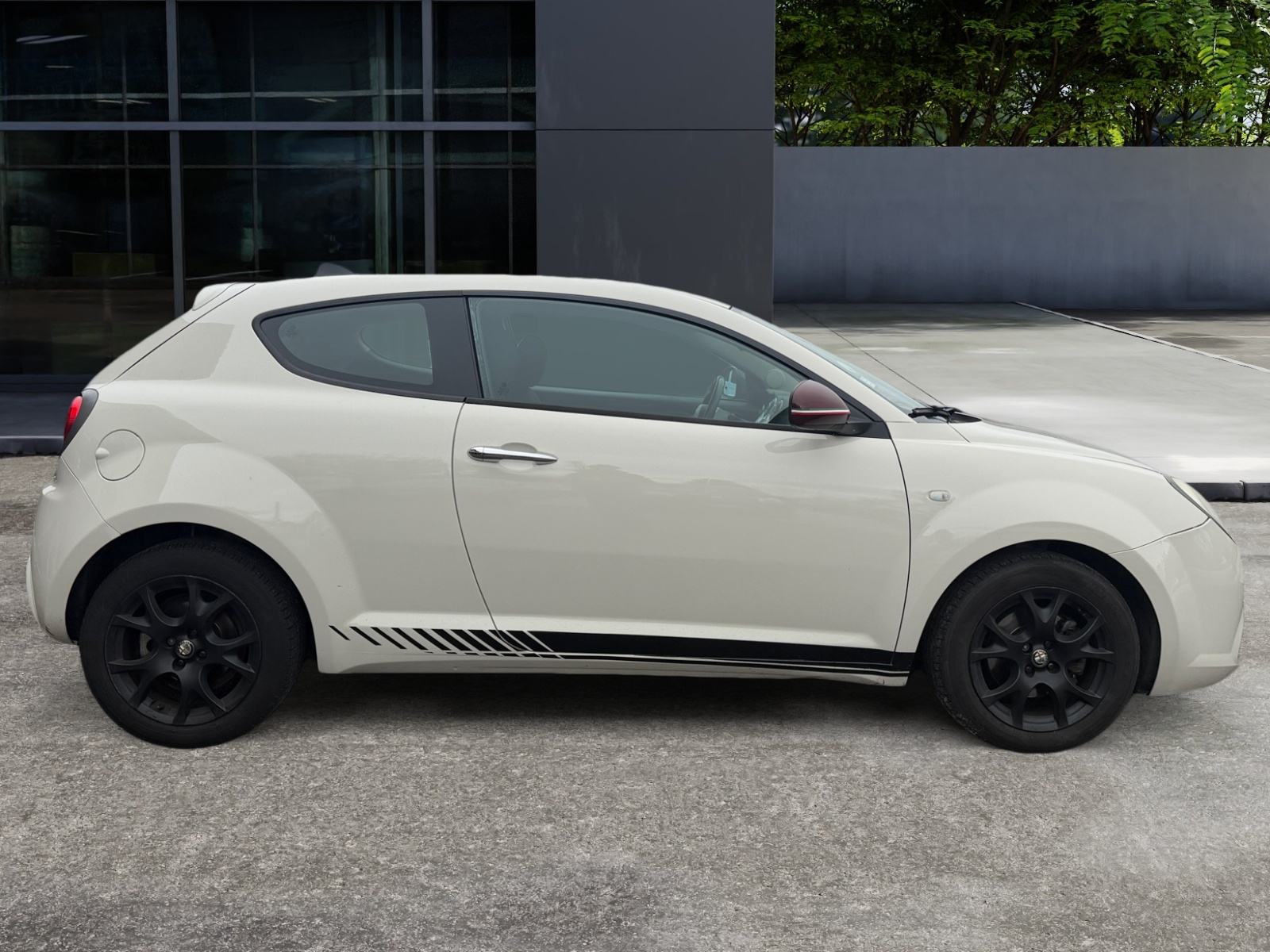 Alfa Romeo Mito 5