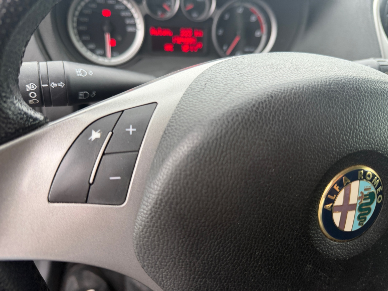 Alfa Romeo Mito 21