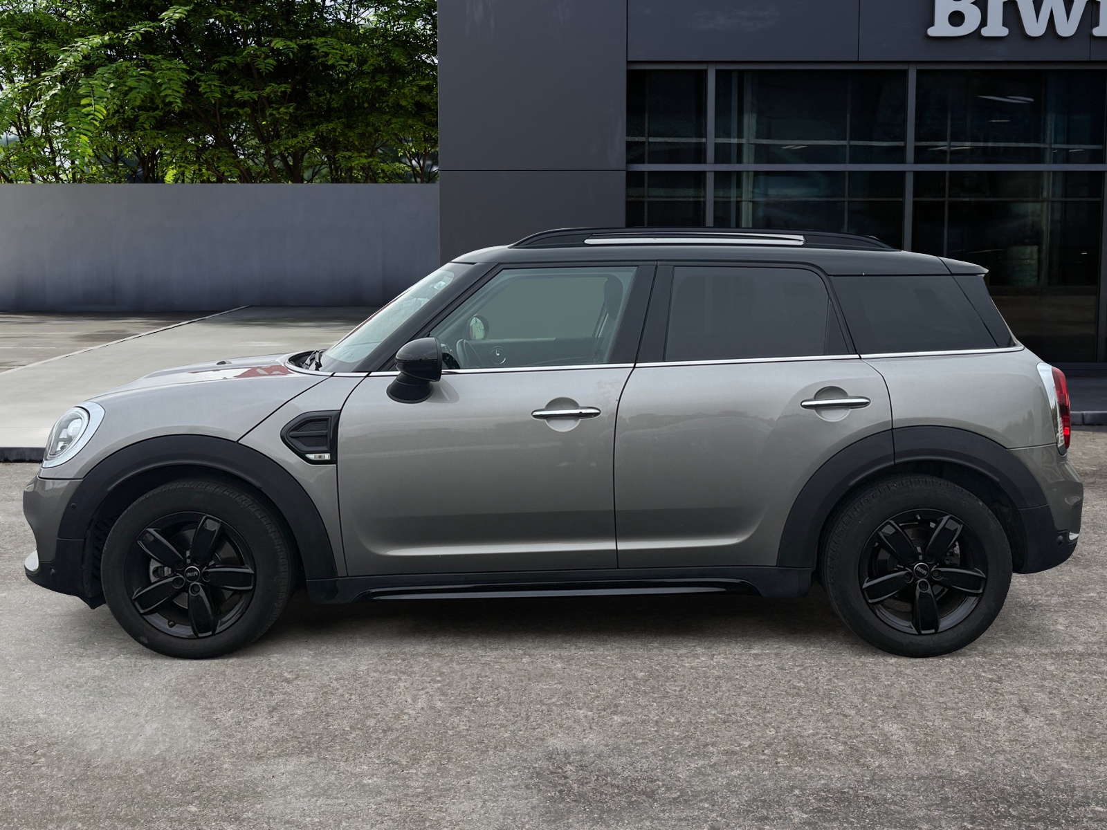 Mini Countryman 1