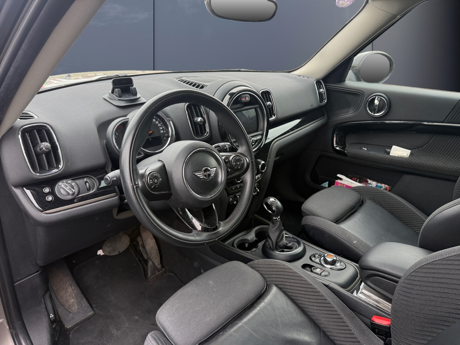 Mini Countryman 8