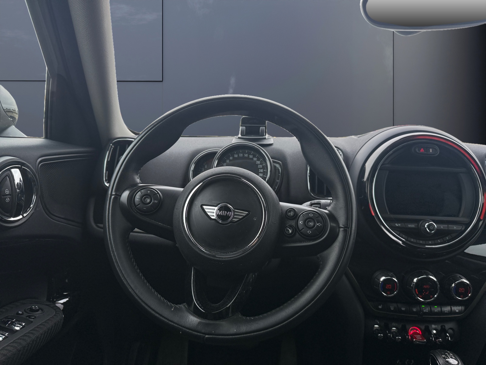 Mini Countryman 15