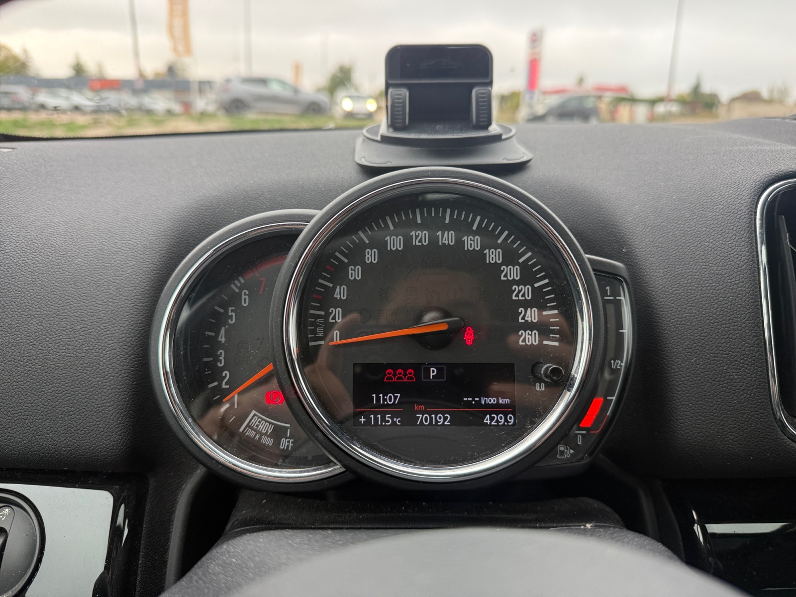 Mini Countryman 16