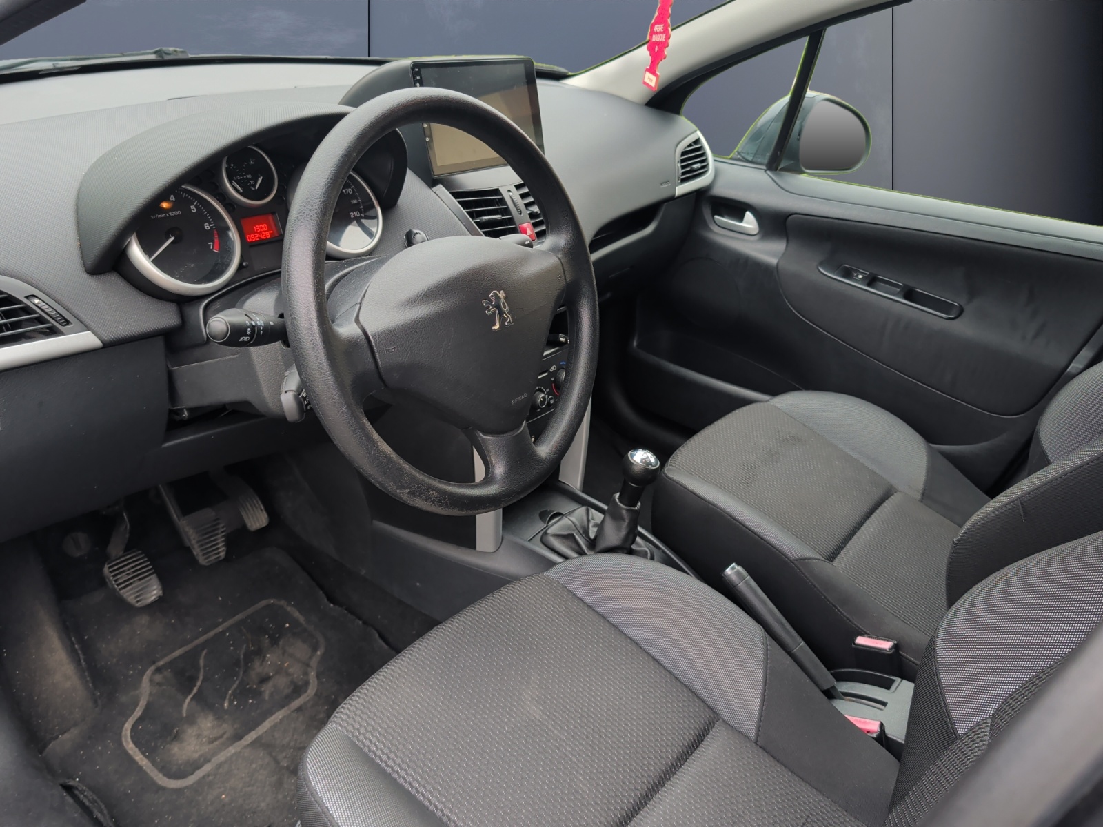 Peugeot 207 8