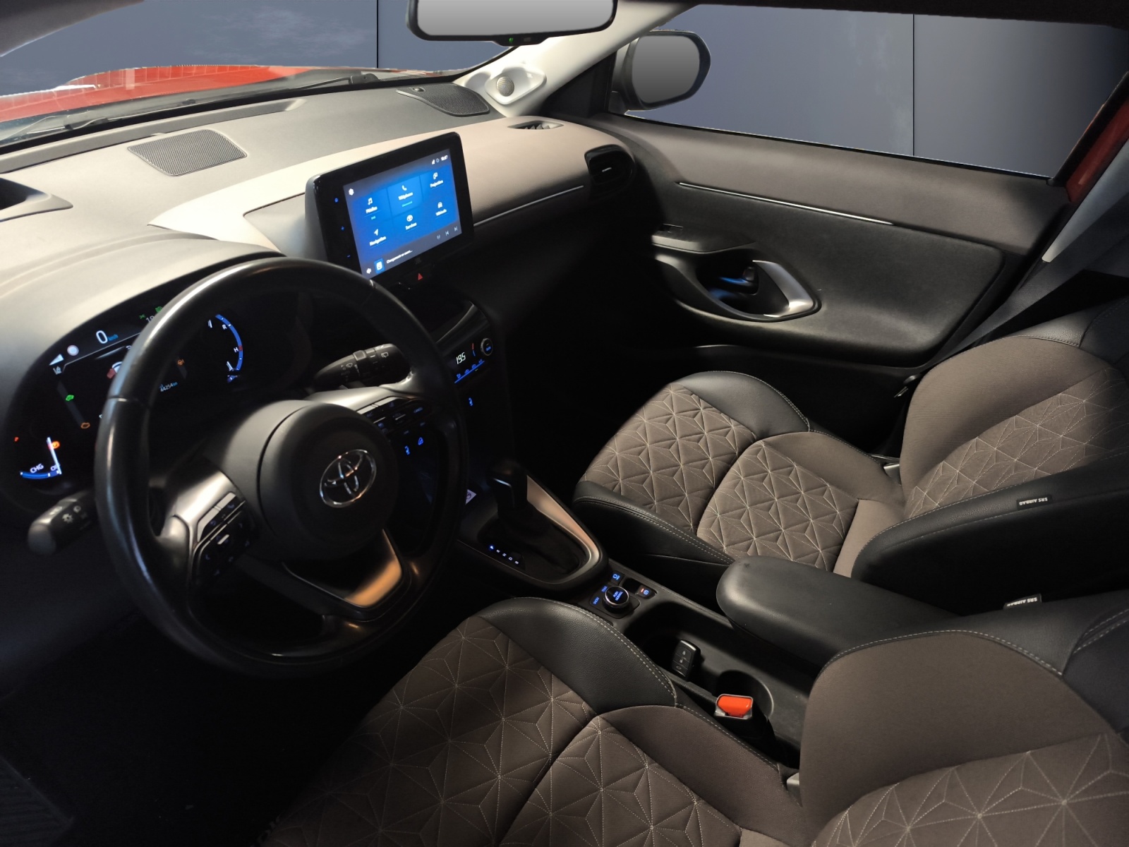 Toyota Yaris 8