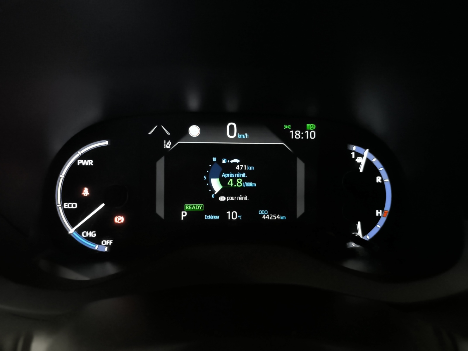 Toyota Yaris 16