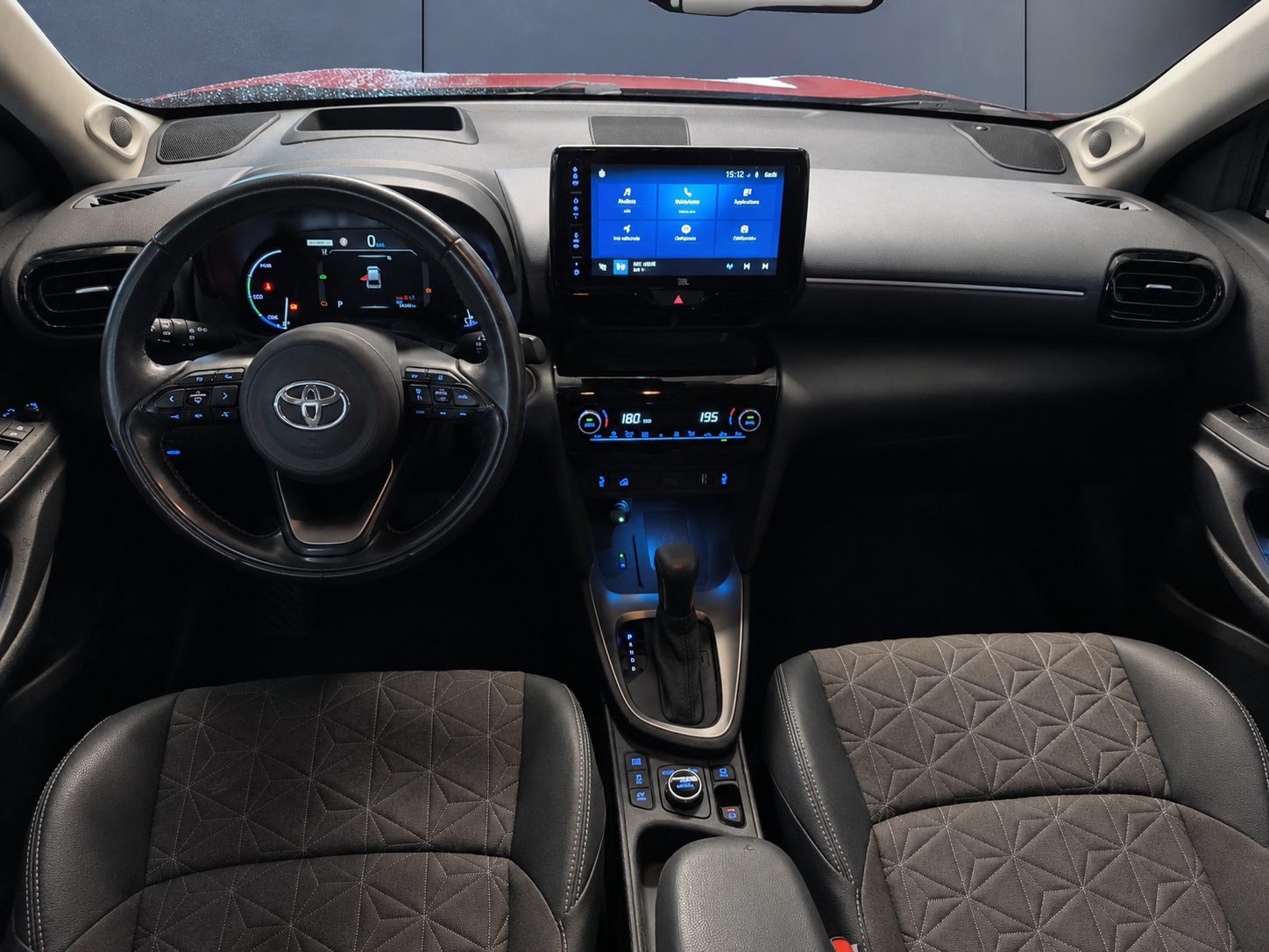 Toyota Yaris 14
