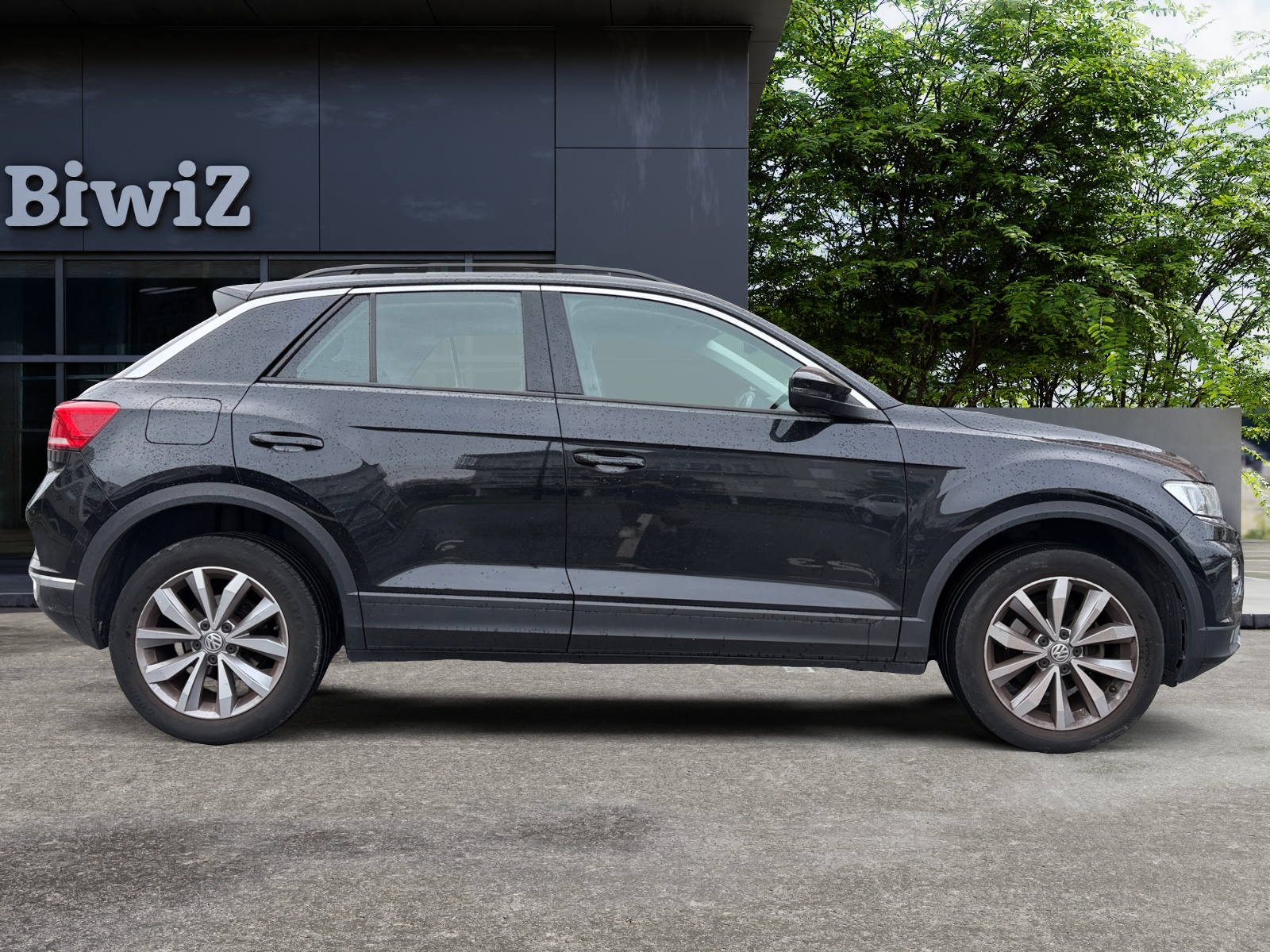 Volkswagen T-Roc 5