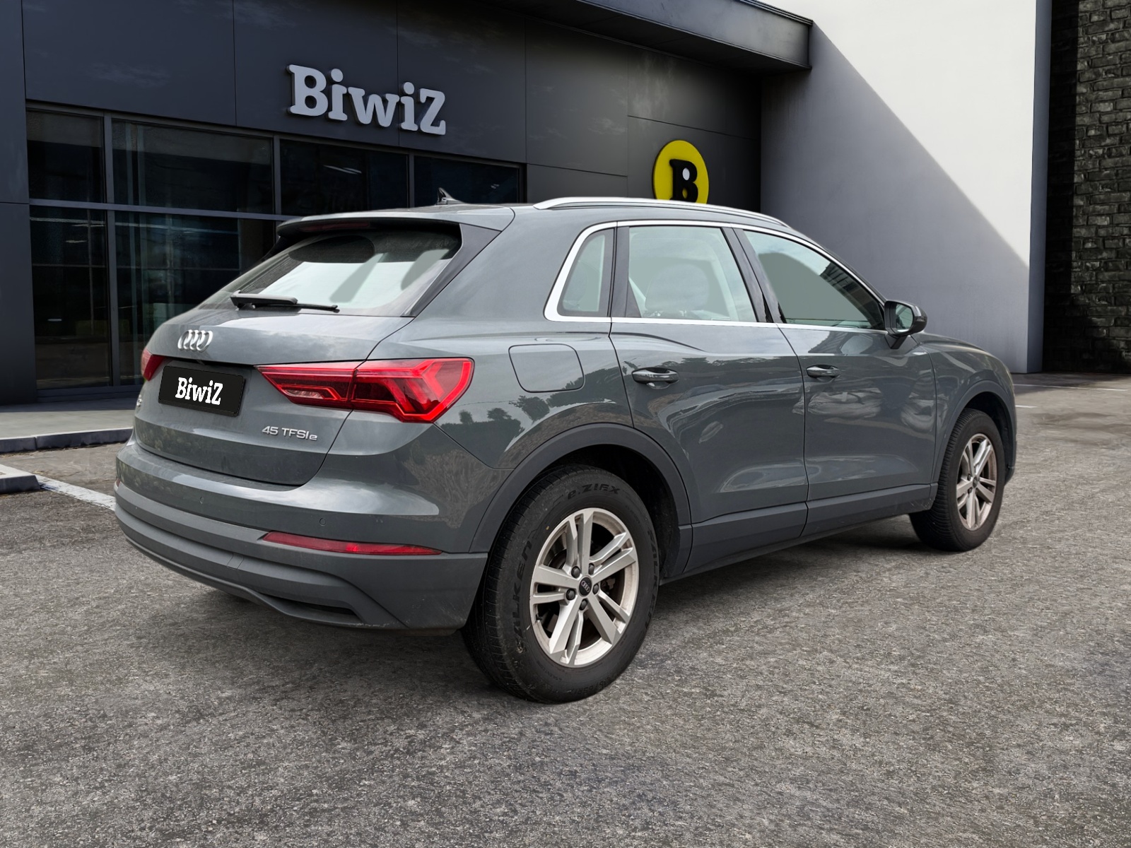 Audi Q3 4
