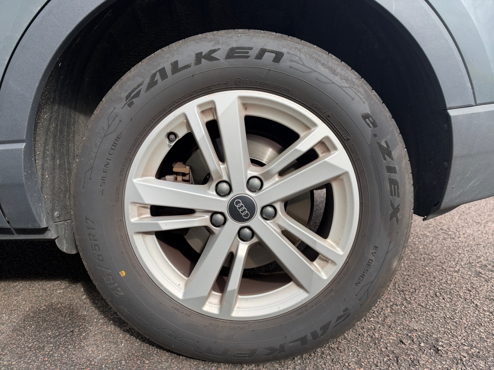 Audi Q3 27