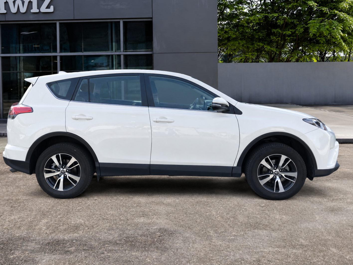 Toyota Rav-4 5