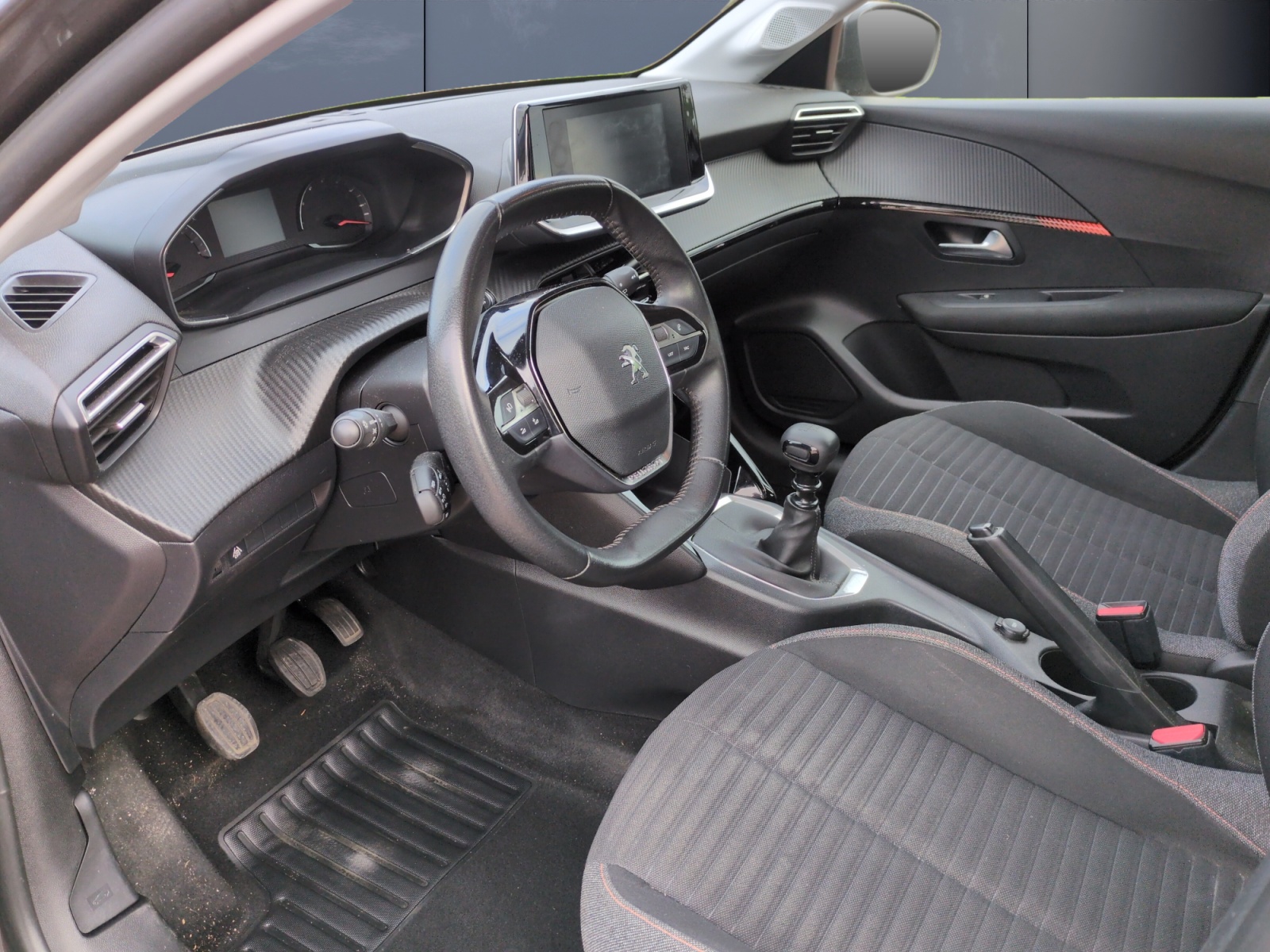 Peugeot 208 8
