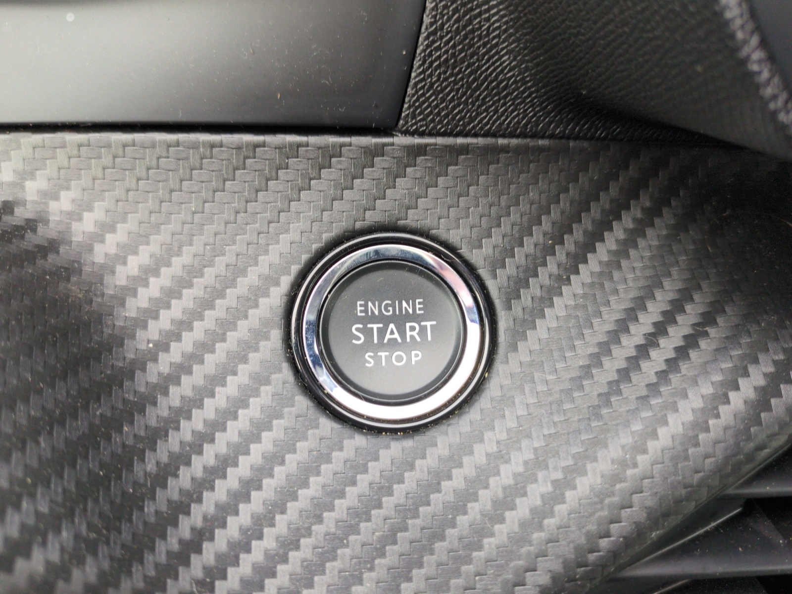 Peugeot 208 27
