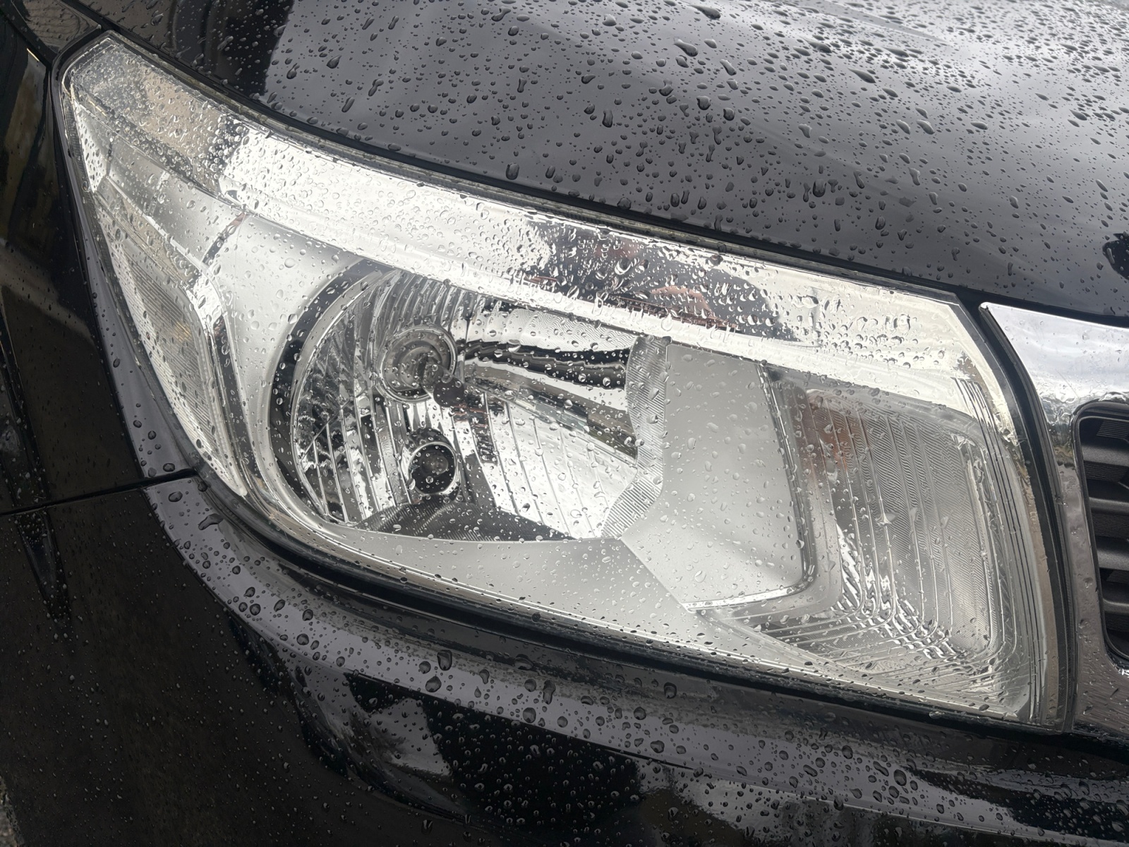 Nissan Np300 Navara 31