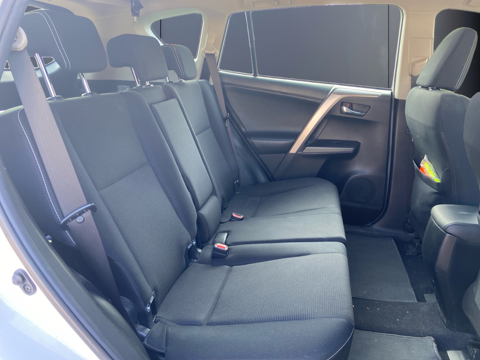 Toyota Rav-4 11
