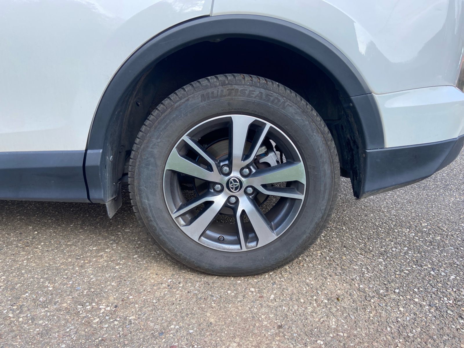 Toyota Rav-4 32