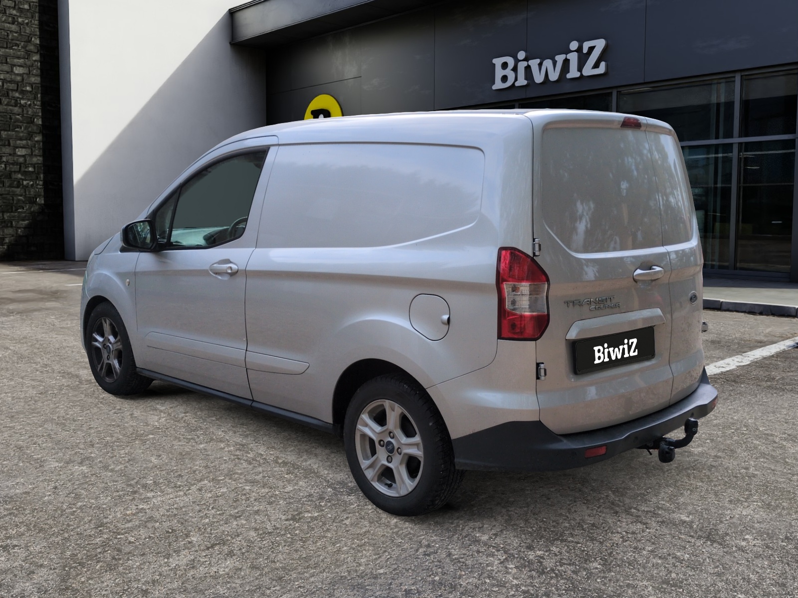 Ford Transit Courier 27