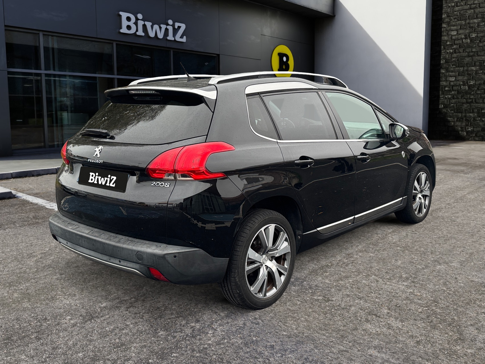 Peugeot 2008 4