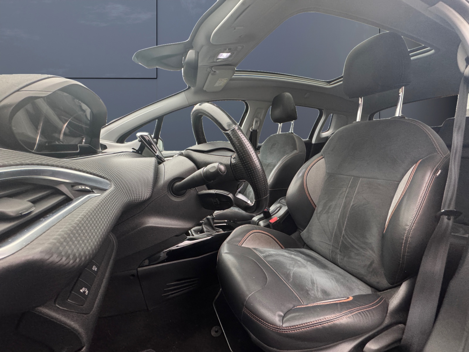 Peugeot 2008 9