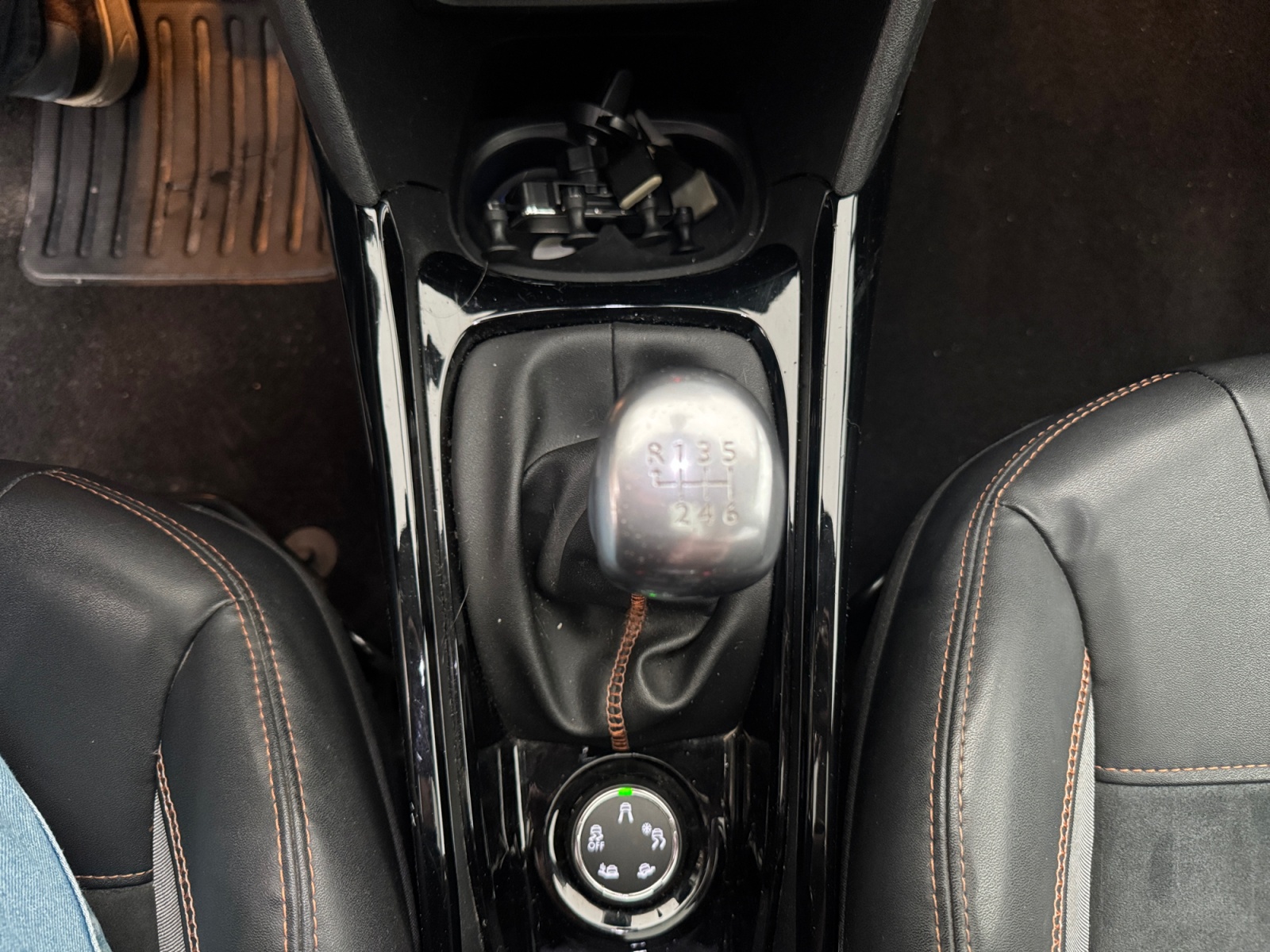 Peugeot 2008 24