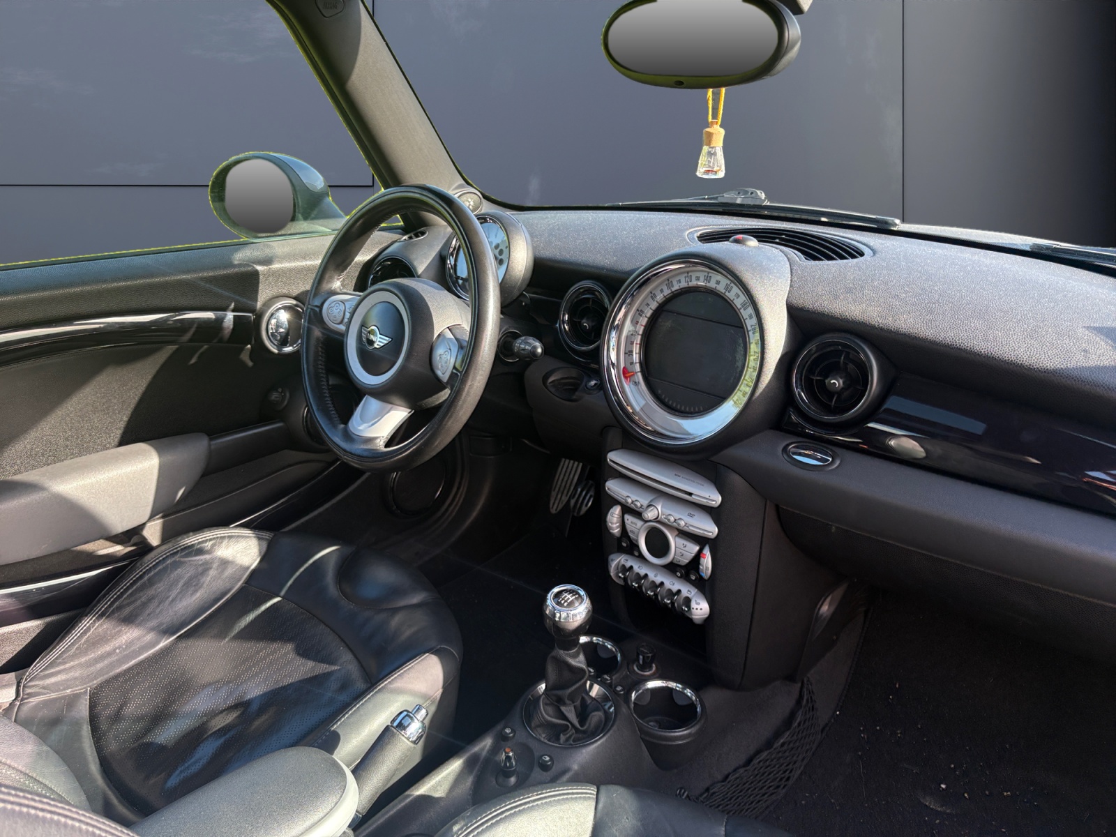Mini Mini 12