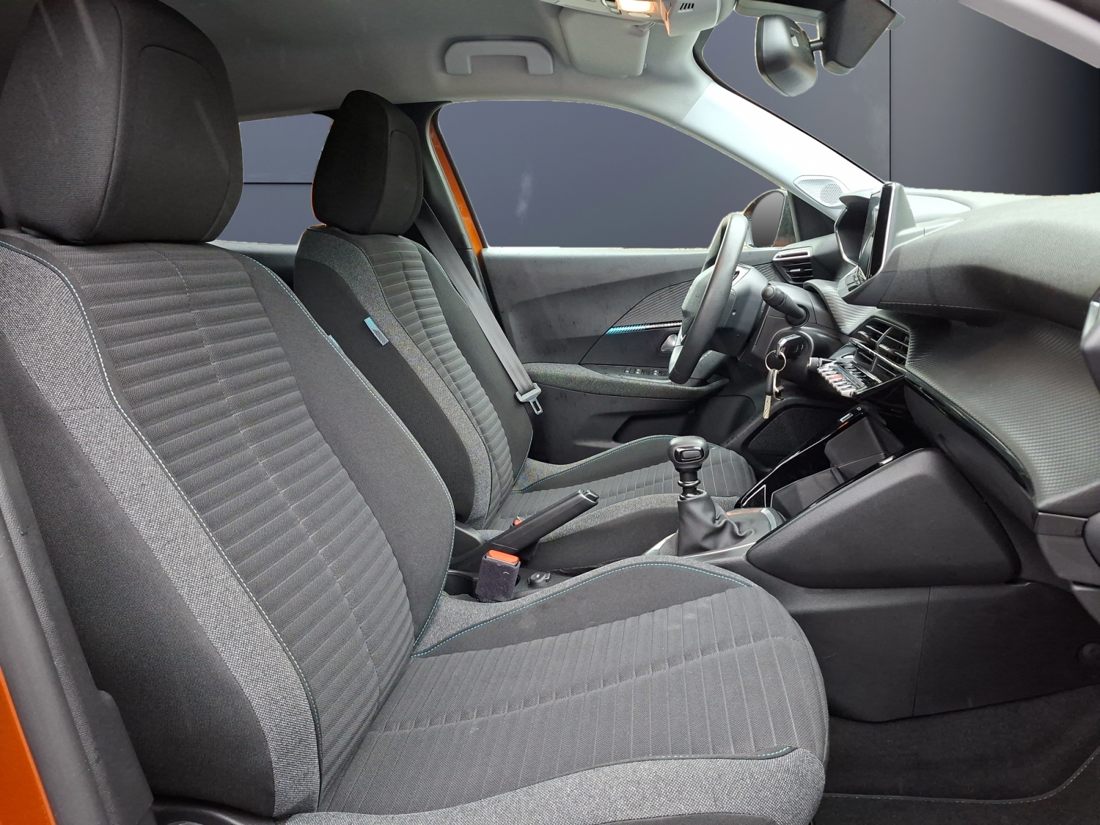 Peugeot 2008 13