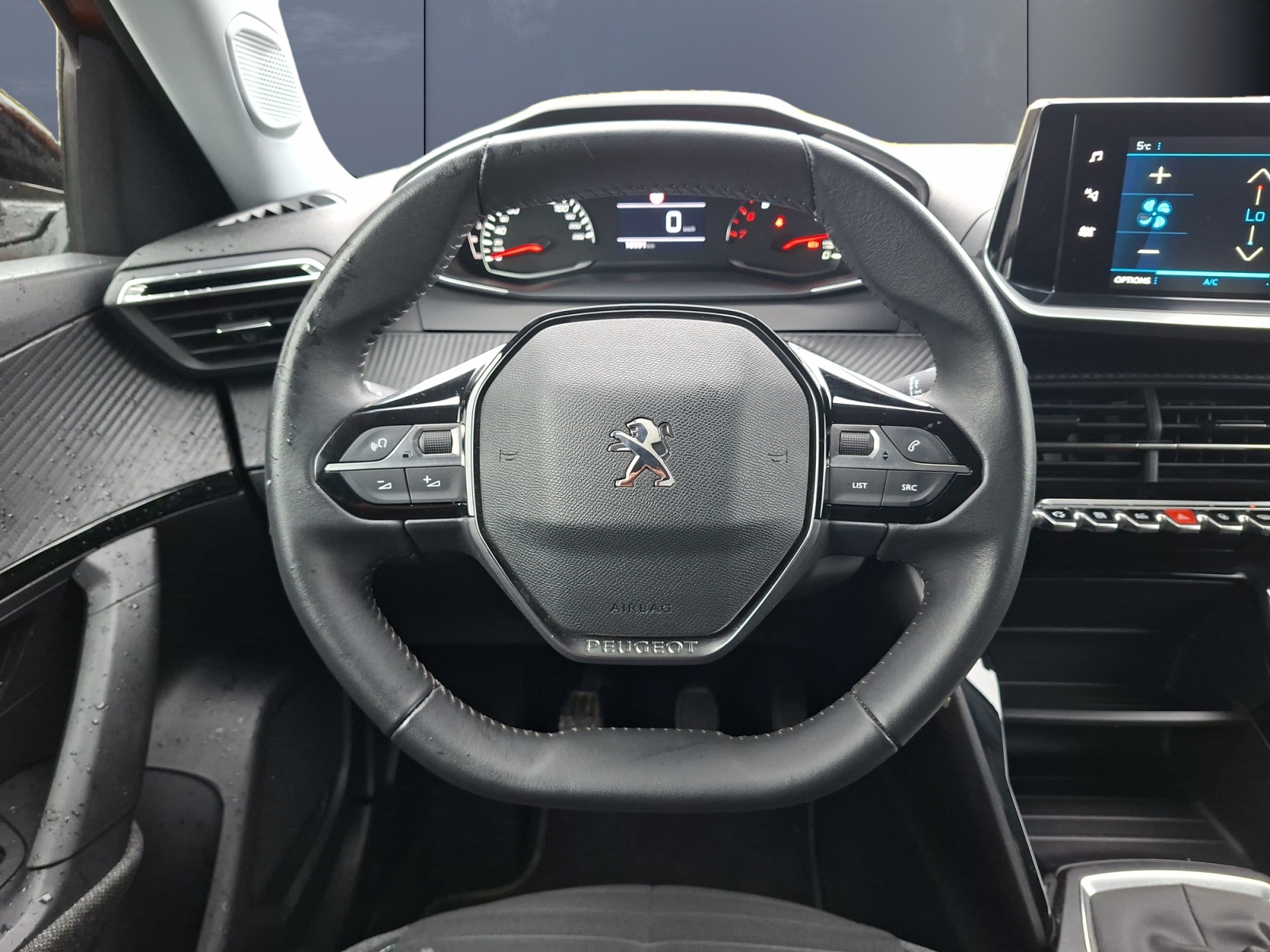 Peugeot 2008 15