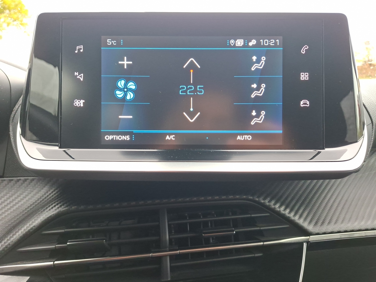 Peugeot 2008 36