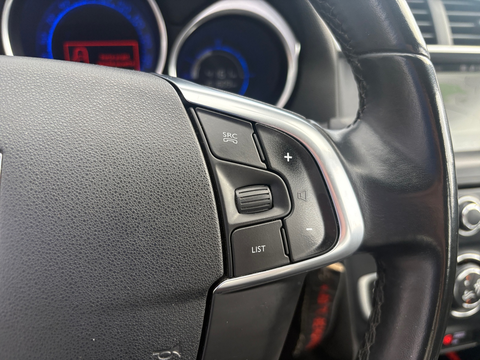 Ds Automobiles Ds 4 23