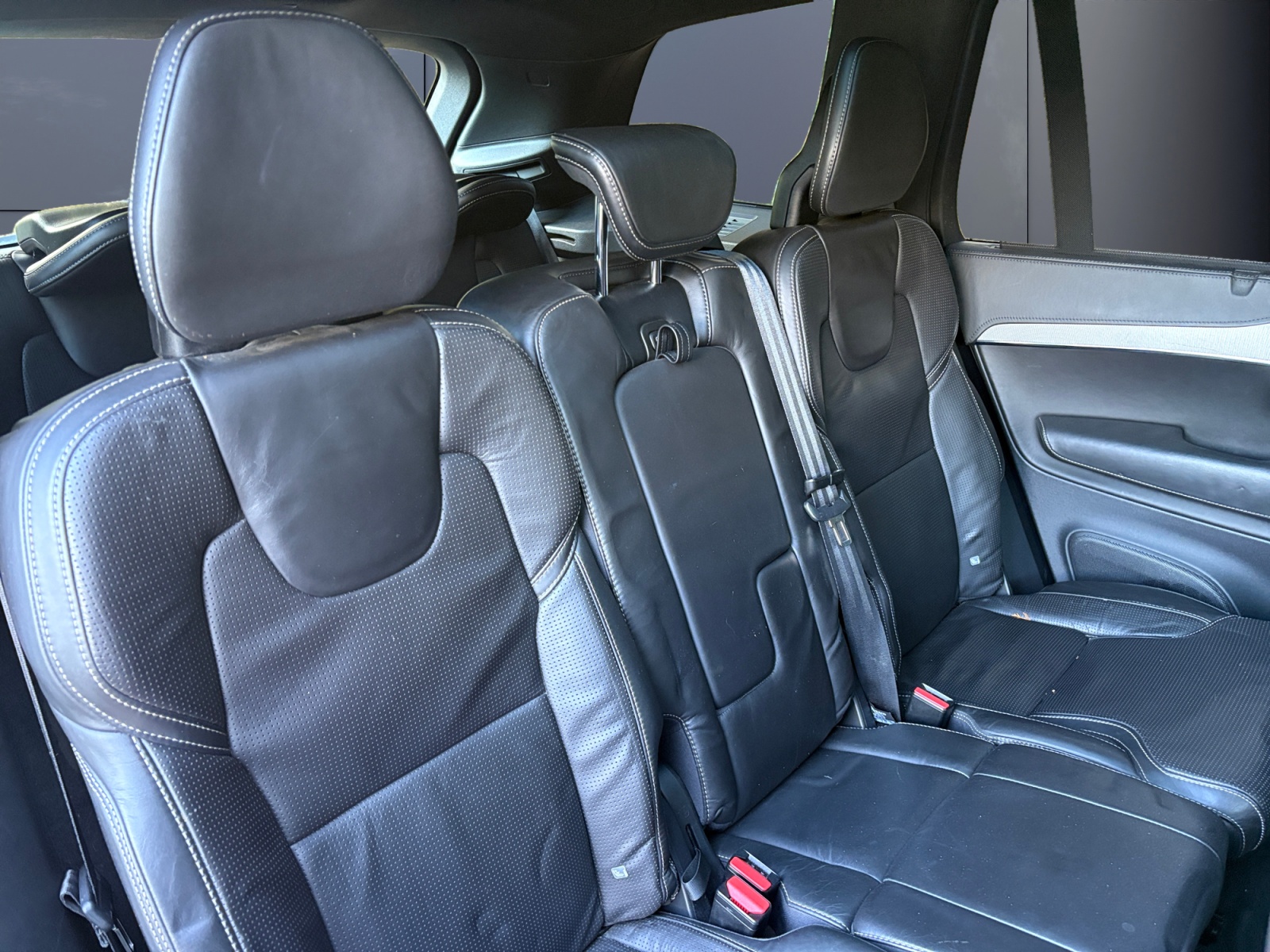 Volvo Xc90 11