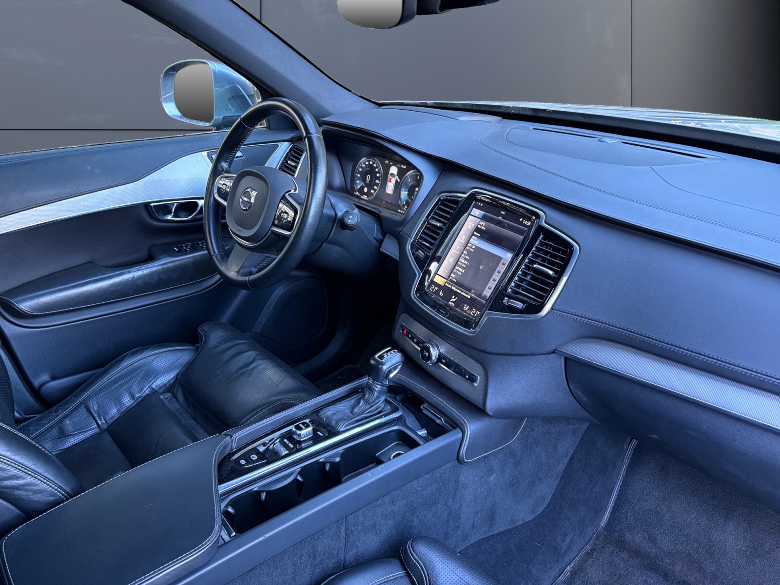 Volvo Xc90 12