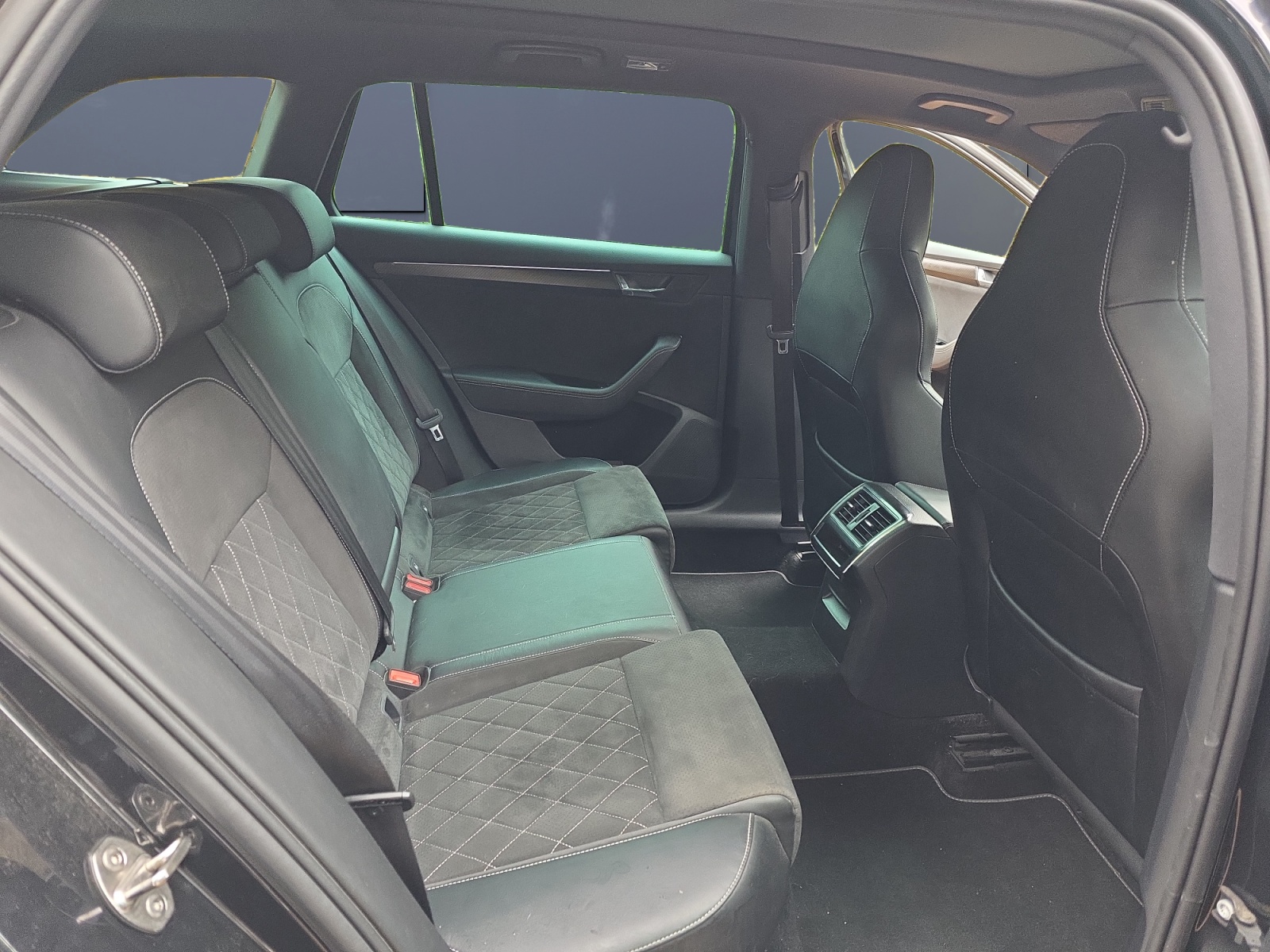 Skoda Superb 12