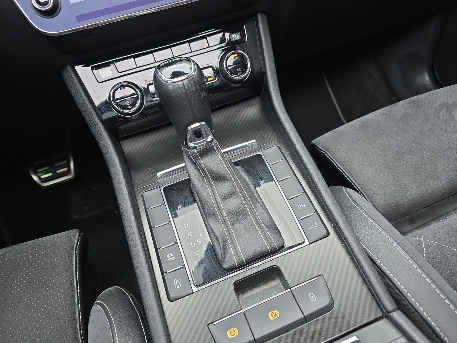 Skoda Superb 18