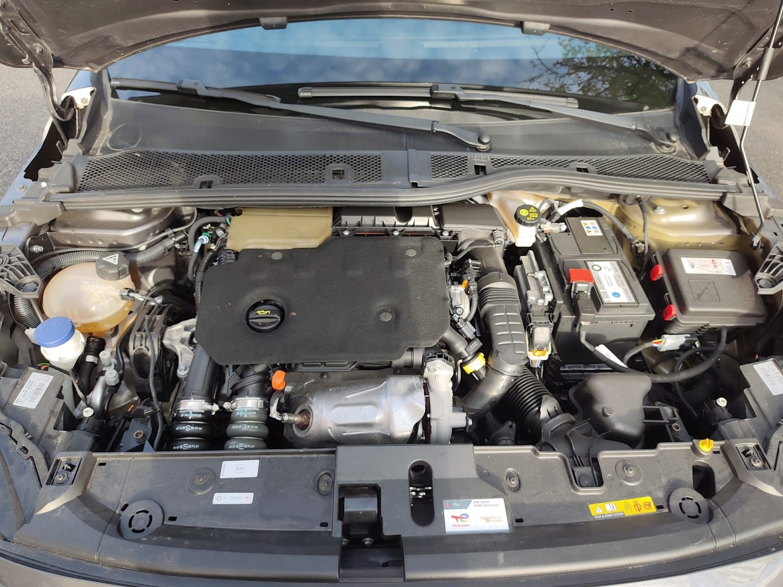 Peugeot 208 32