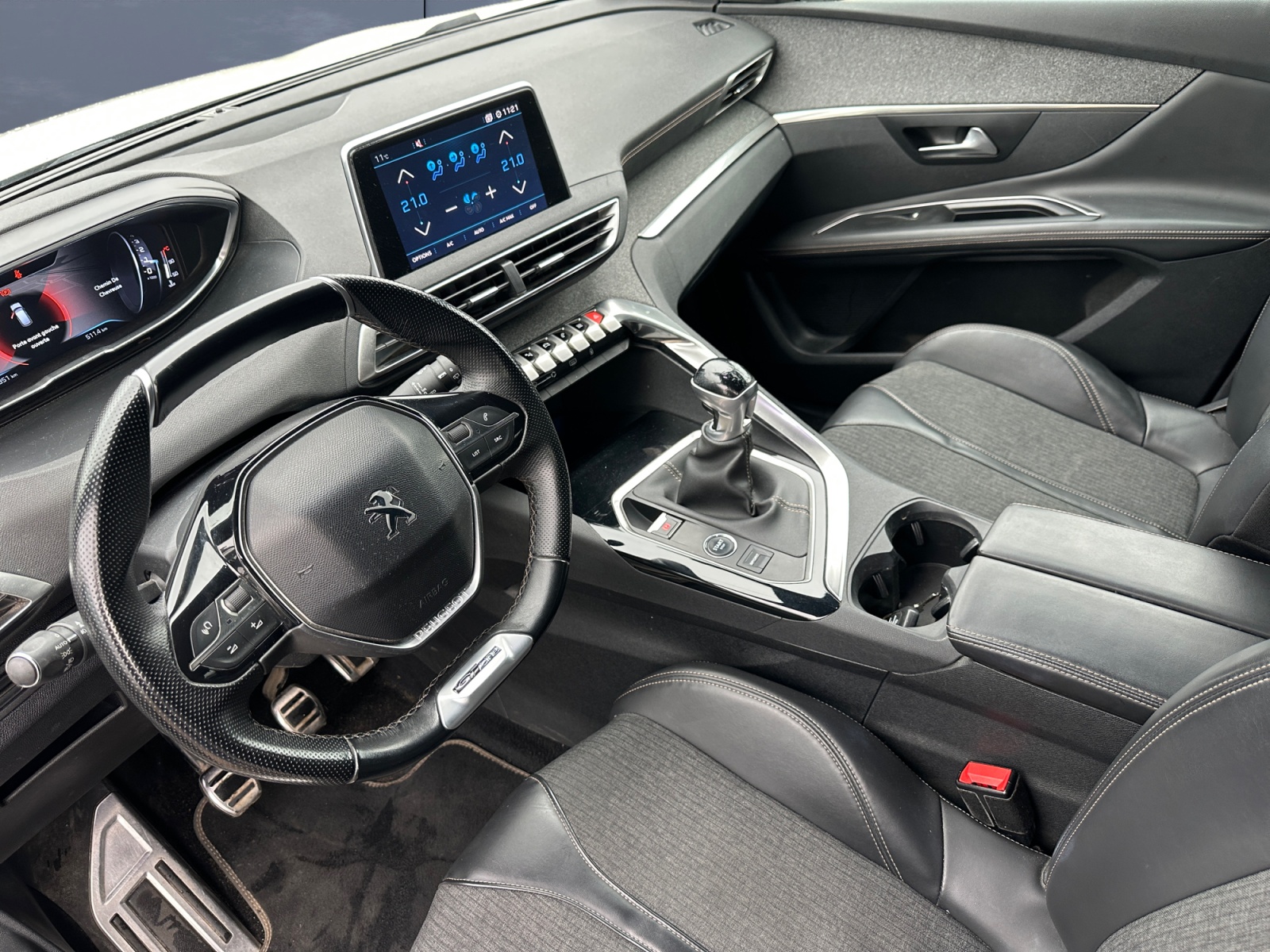 Peugeot 3008 8