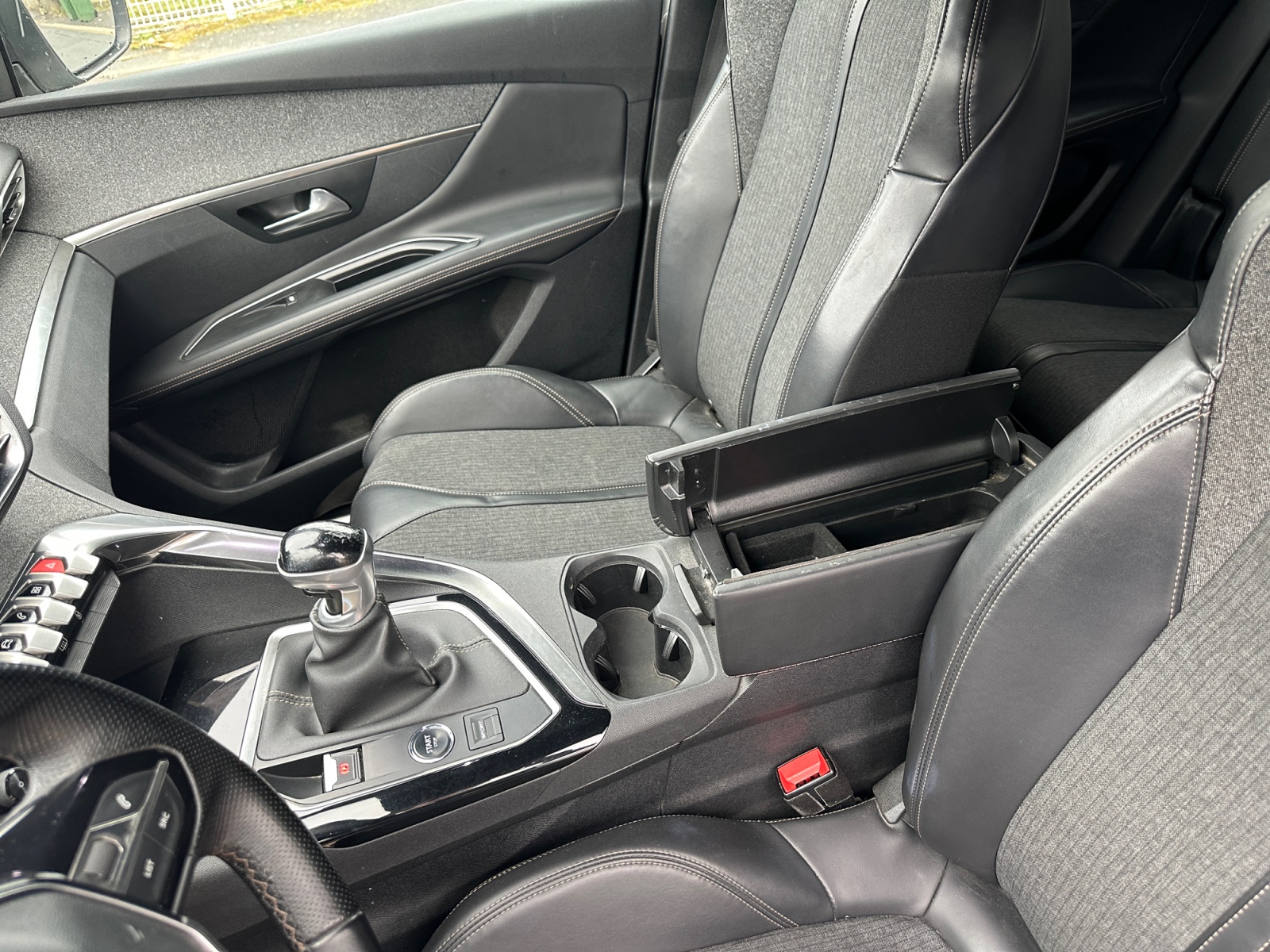 Peugeot 3008 30