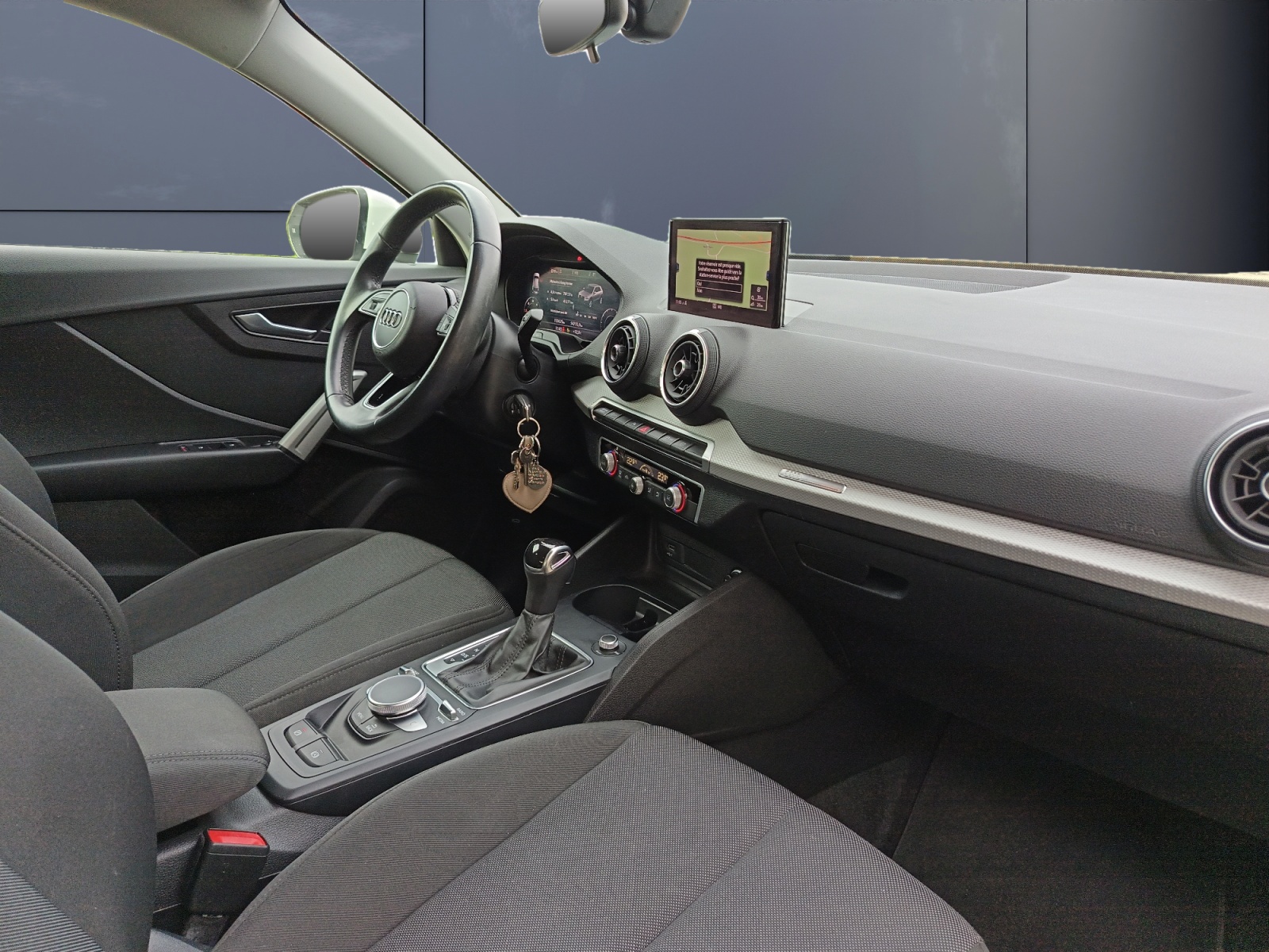 Audi Q2 13