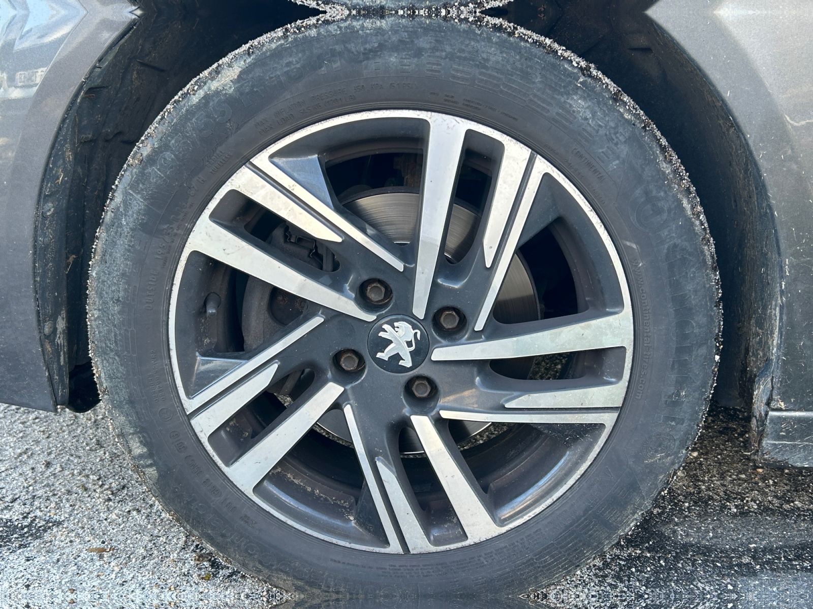 Peugeot 208 33