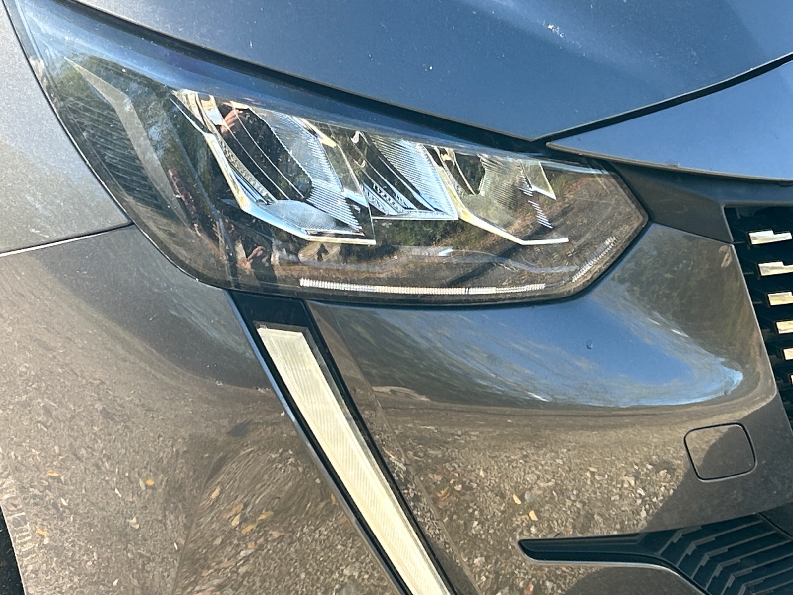 Peugeot 208 37