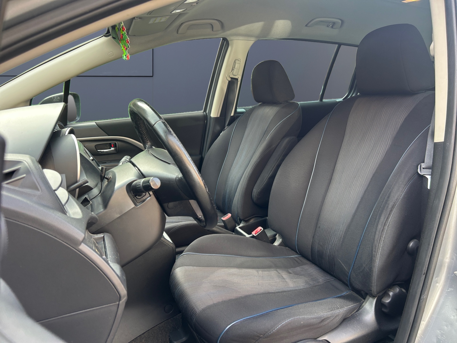Mazda 5 9