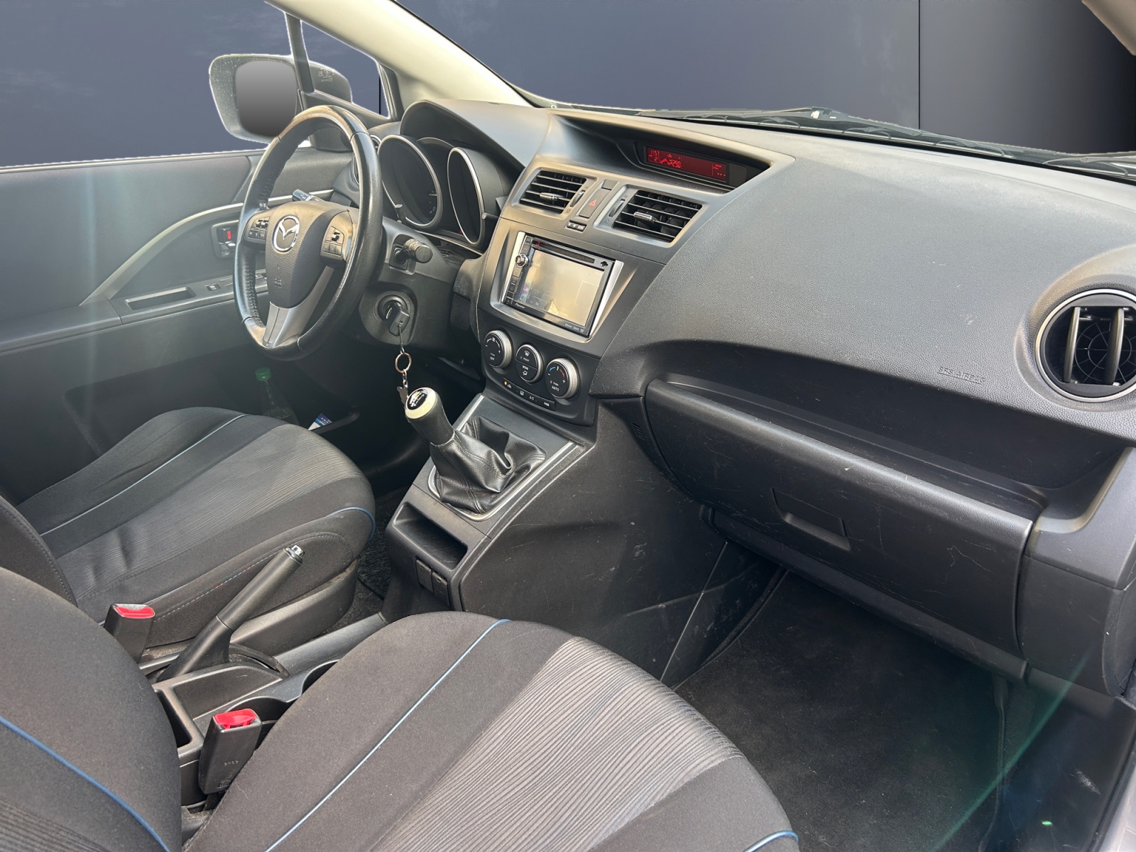 Mazda 5 12