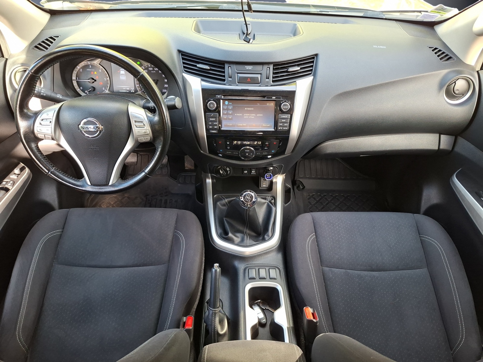 Nissan Np300 Navara 14