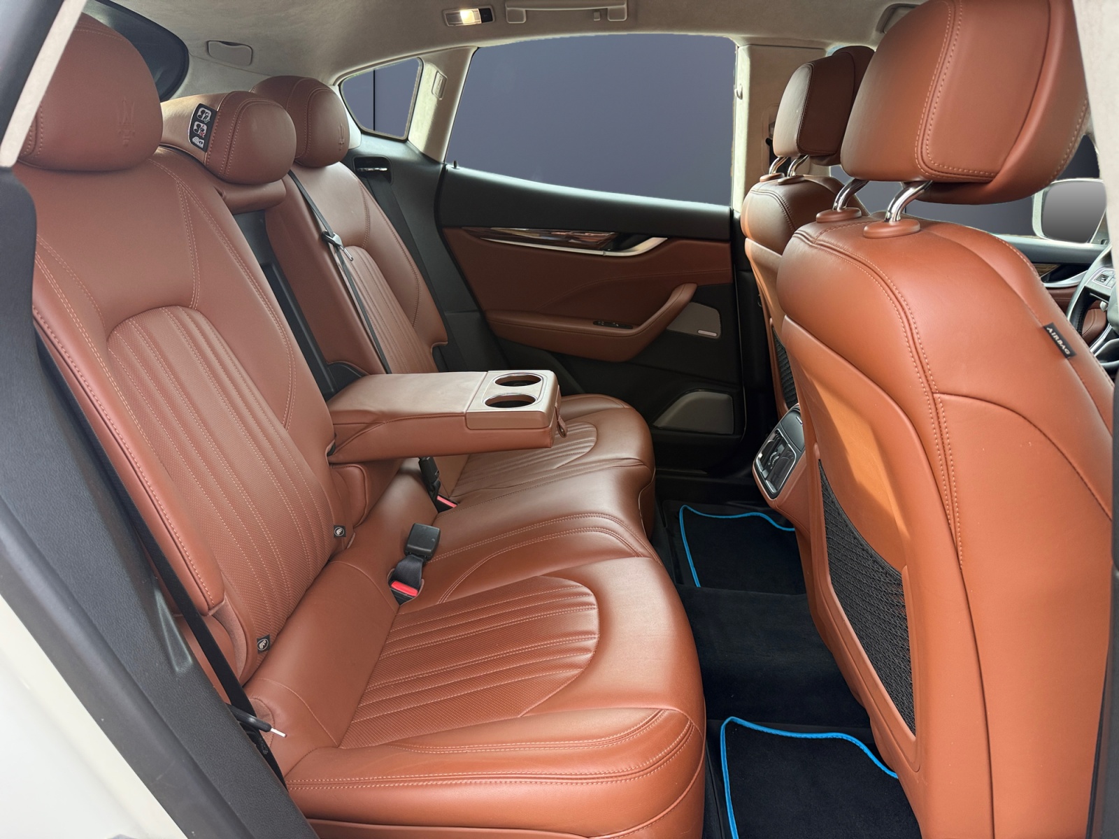 Maserati Levante 11