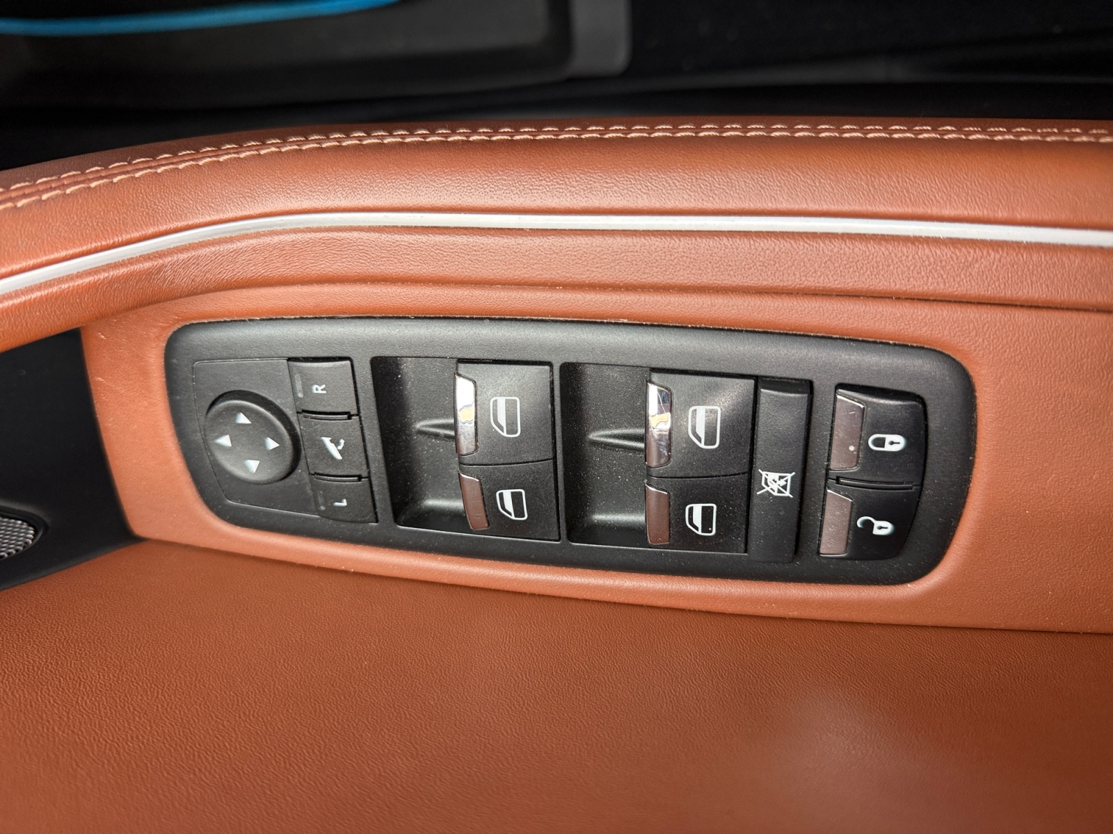 Maserati Levante 17