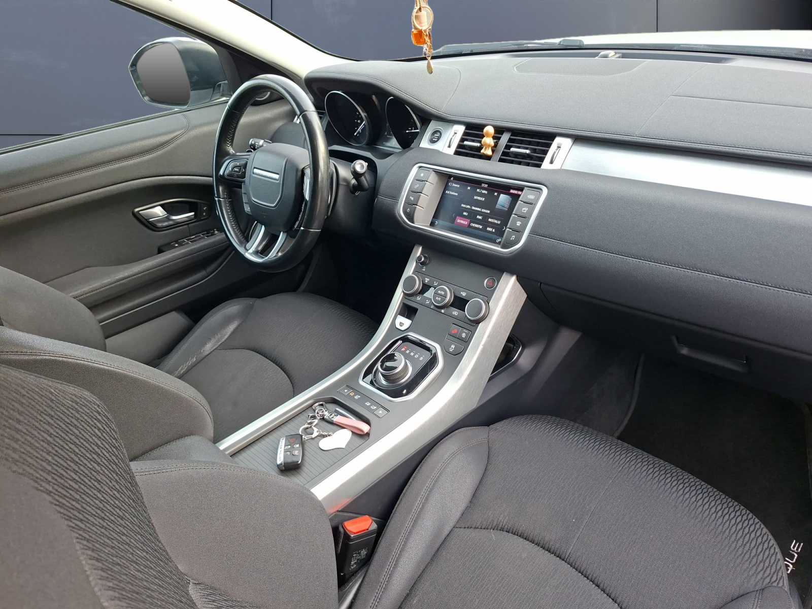 Land Rover Range Rover Evoque 12