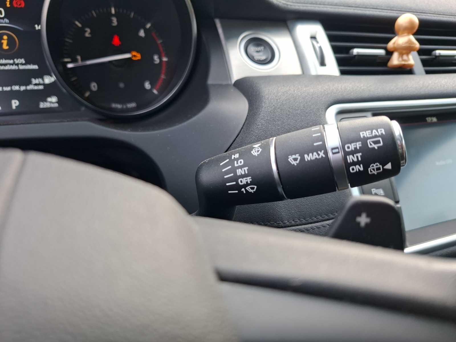 Land Rover Range Rover Evoque 22