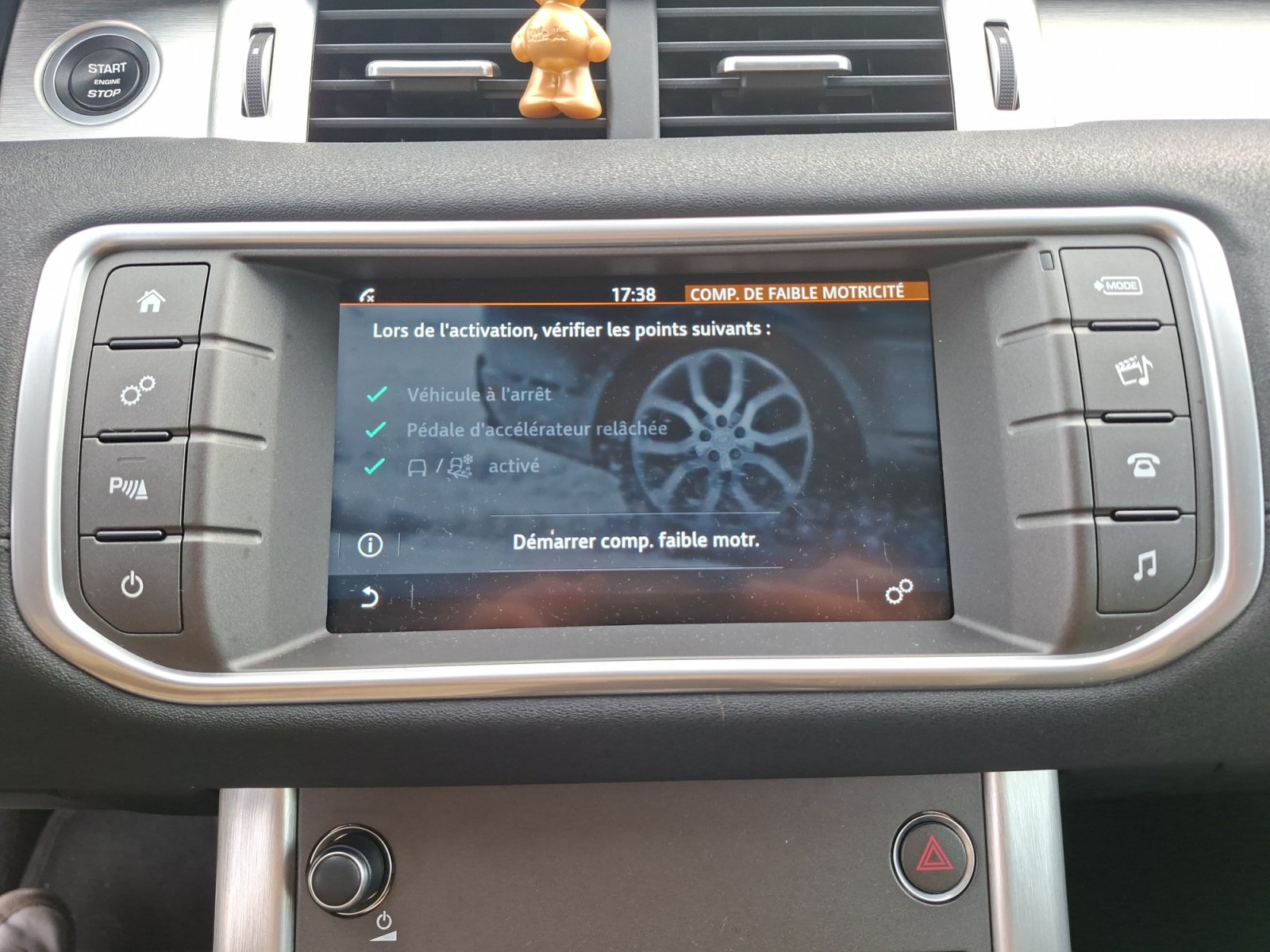 Land Rover Range Rover Evoque 26